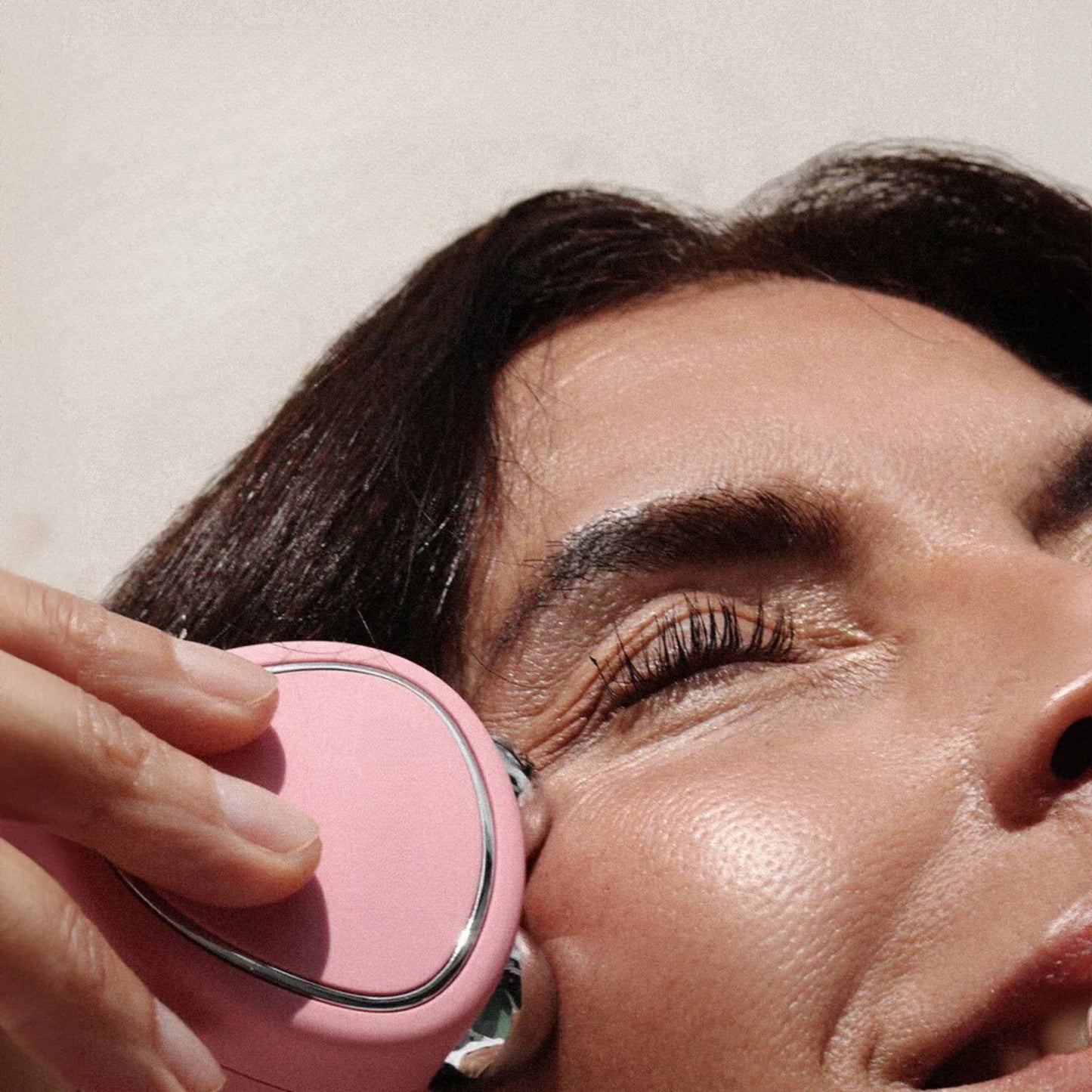 Dispositivo de Lifting Facial Pome