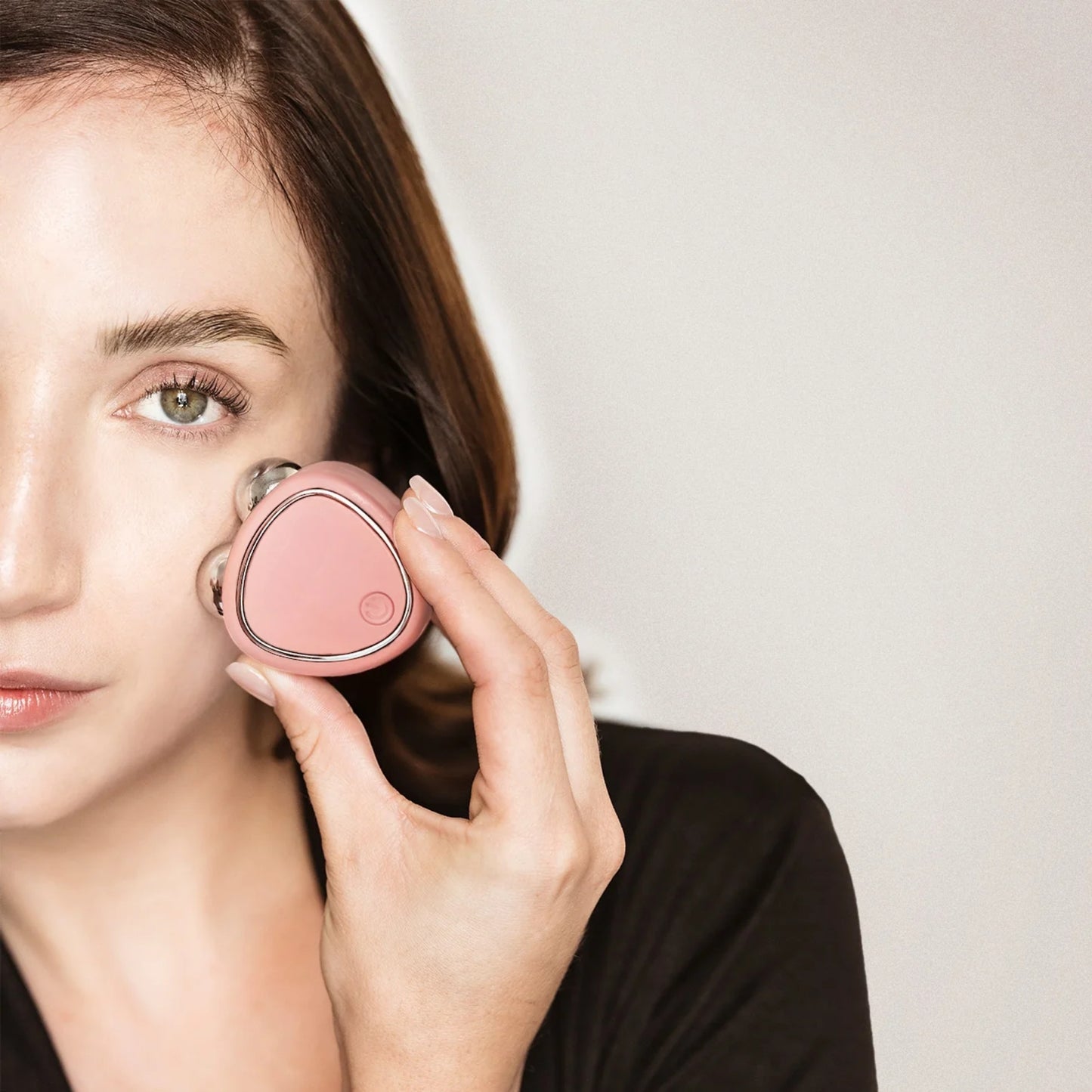 Dispositivo de Lifting Facial Pome